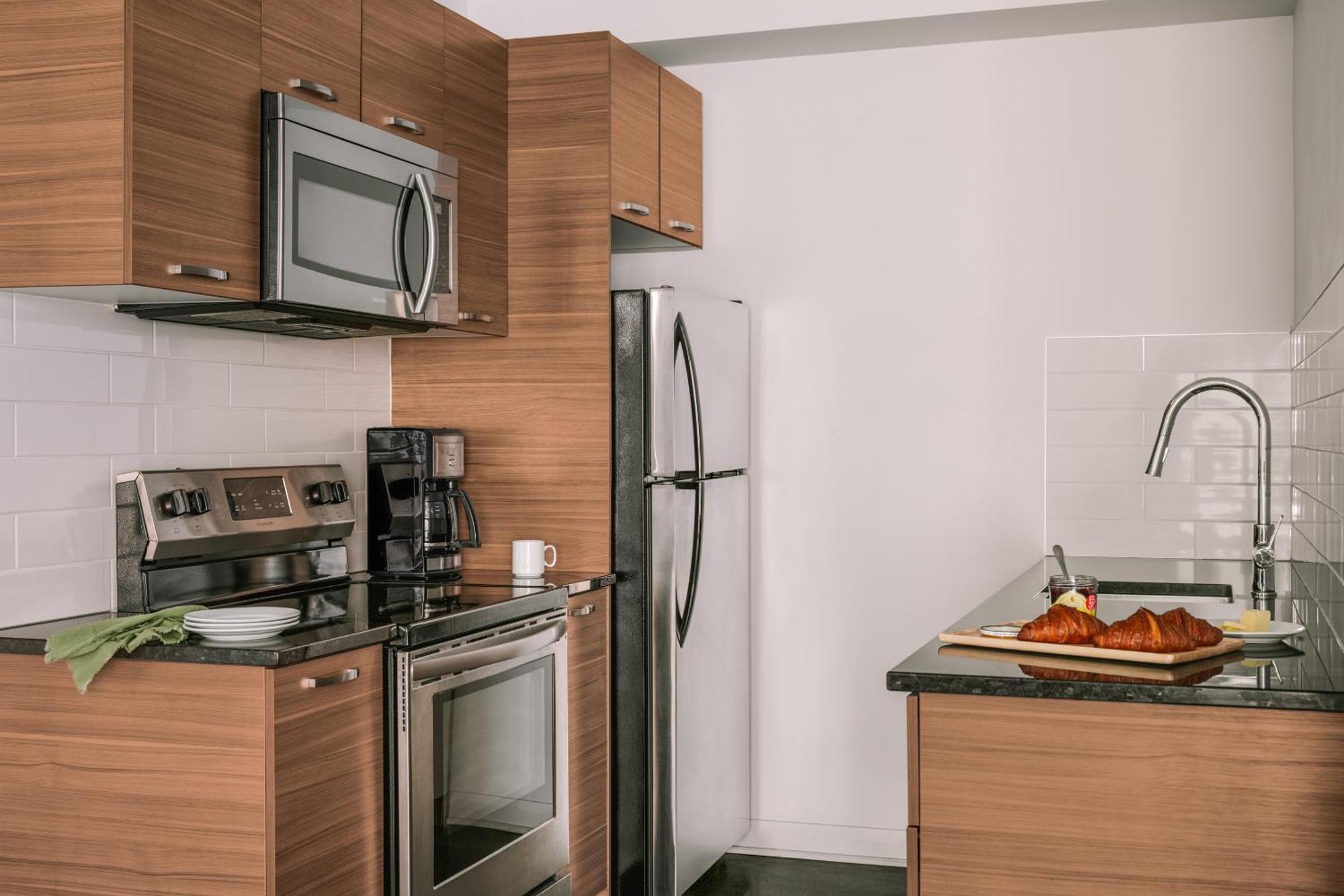 Aparthotel Sonder Penny Lane Montreal Zewnętrze zdjęcie
